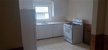 24 Gilmore St Apt 1, Quincy, MA 02170