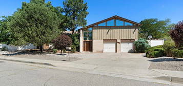 3326 Rhode Island St NE, Albuquerque, NM 87110