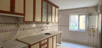 Manisa ehzadeler Sakarya Mahallesi 3+1 145M2 2.Kat Ful zellikli Satlk Daire