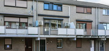 Pastoor Savelbergstraat 144