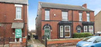 3 bed semi-detached house for sale