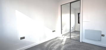 Property to rent in High Street, Maidenhead SL6