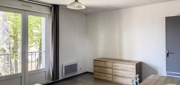 Location appartement 1 pièce 32 m²