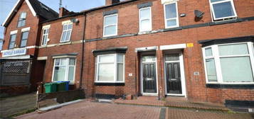 6 bedroom terraced house