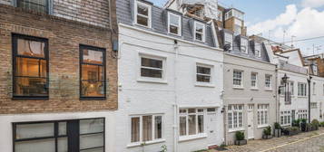 3 bed mews to rent