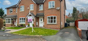 3 bedroom semi-detached house for sale