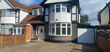 3 bedroom semi-detached house