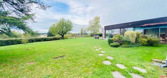 Maison en pierre  à vendre, 8 pièces, 7 chambres, 280 m²