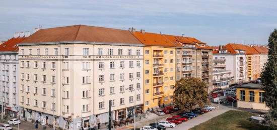 Prodej bytu 2+kk 62 m², Jeseniova, Hlavní město Praha