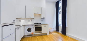 2 bed flat to rent