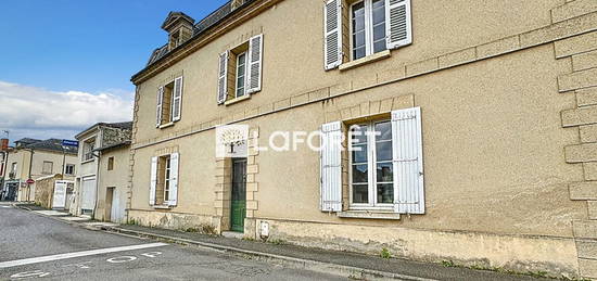 Maison 2 étages  à vendre, 6 pièces, 4 chambres, 156 m²