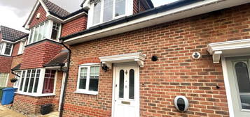 Property to rent in St. Johns Road, Farnborough GU14