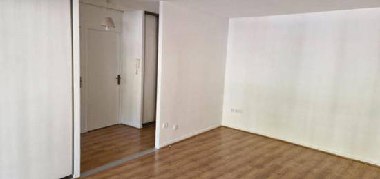 Location appartement 1 pièce 35 m²