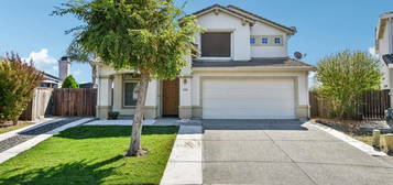 1482 Dreamy Way, Sacramento, CA 95835