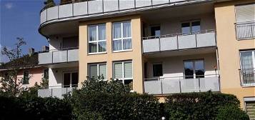 Moderne helle 3-Zimmer-Wohnung mit Balkon und feiner Ausstattung in Sauerlach