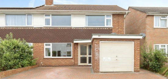 3 bed semi-detached house to rent