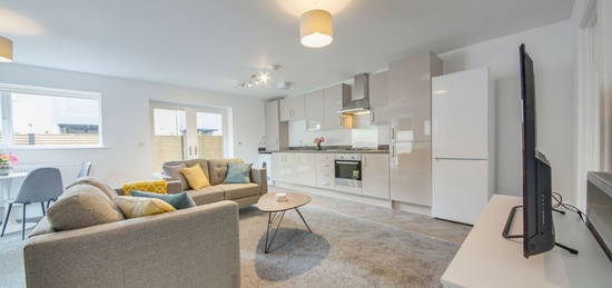 2 bed flat for sale