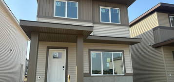 19 Eton Line, Spruce Grove, AB T7X 4B7