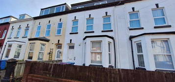 1 bedroom ground floor flat for sale