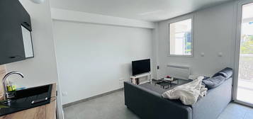 Studio  à louer, 1 pièce, 29 m², Étage 1/7