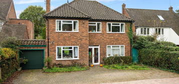 4 bed detached house for sale