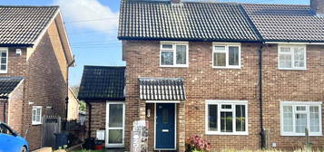 2 bedroom semi-detached house to rent