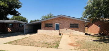 2206 S 5th St, Lamesa, TX 79331