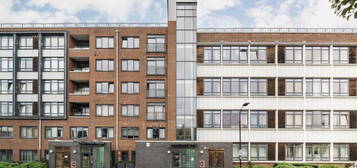 Flat for sale in Larden Road, London W3