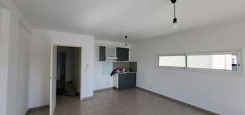 Loue appartement T2 de 51 m2