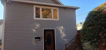 59 Howard St, Waterbury, CT 06705