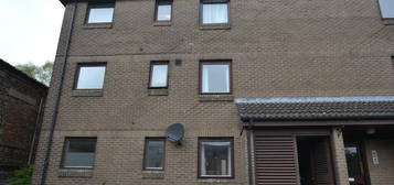 2 bedroom ground floor flat