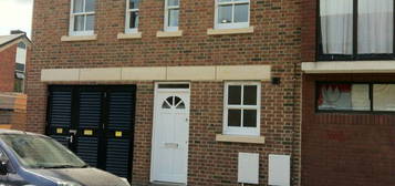 Shared accommodation to rent in E Hayfield Road, Oxford OX2