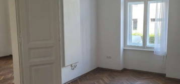 3-Zimmer-Wohnung nähe Hasnerplatz