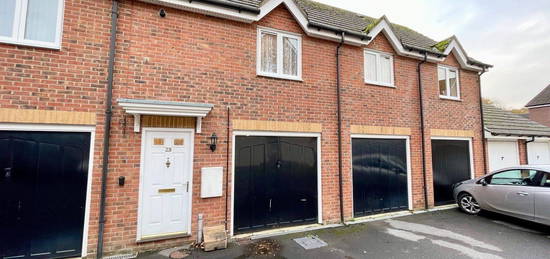 Maisonette for sale in Mandarin Drive, Newbury RG14