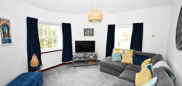 2 bed flat to rent