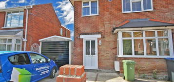 4 bedroom semi-detached house