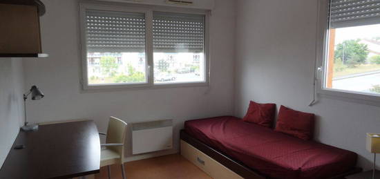 Studio 1 pièce 19 m²