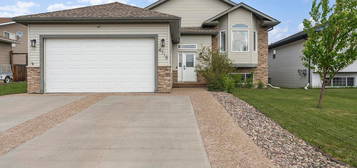 4718 63rd Ave, Cold Lake, AB T9M 2B6