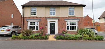 4 bedroom detached house to rent