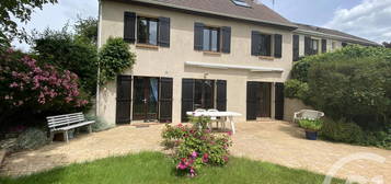 Maison  à vendre, 7 pièces, 5 chambres, 163 m²