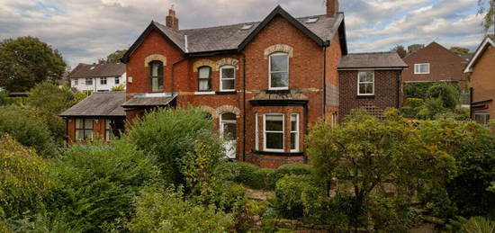 4 bedroom semi-detached house for sale