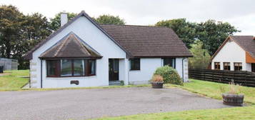 4 bedroom detached bungalow for sale