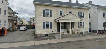 36-38 W School St, West Springfield, MA 01089