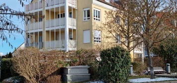 Kapitalanlage, vermietet: 2-Raum-Wohnung im 1. Obergeschoß. Balkon. Tiefgaragen-Stellplatz (abschließbare Boxe)