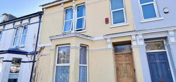 5 bedroom terraced house for sale