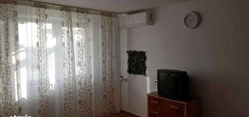 Inchiriez ap 2 camere, decomandat, Valea Ialomitei