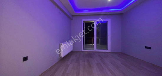 SATILIK 2+1 90 M2 FT CEPHE DOALGAZLI ANKASTRE SETL DARE