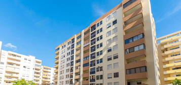 Apartamento T2 – Póvoa de Santa Iria / 2ª Fase