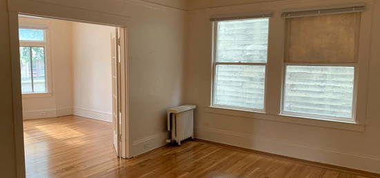 1112 Larkin St Unit 203, San Francisco, CA 94109