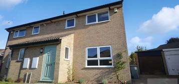 3 bedroom semi-detached house